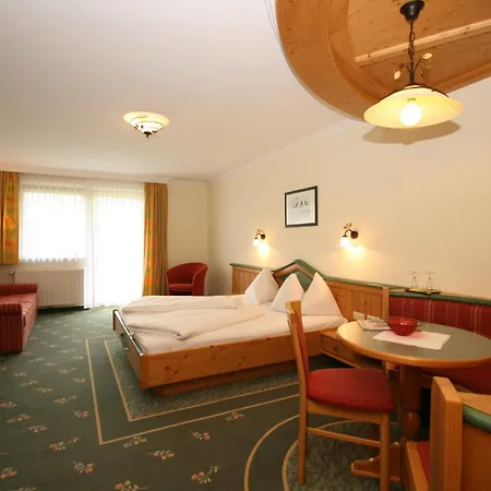 Alpenhotel Neuwirt 4*