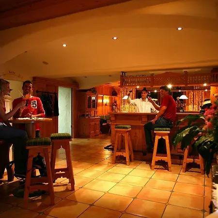 诺维尔特阿尔盆酒店