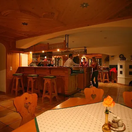 酒店 诺维尔特阿尔盆酒店 4*