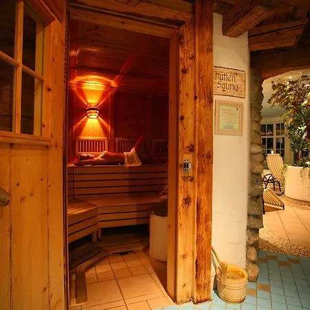 Szálloda Alpenhotel Neuwirt Schladming
