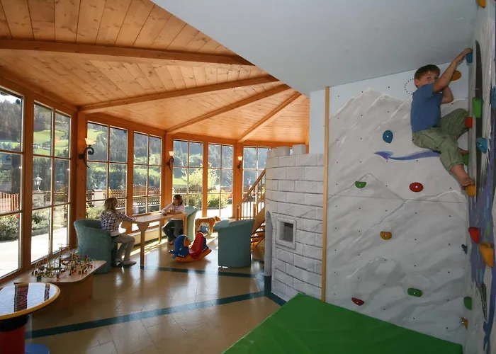 Ξενοδοχείο Alpenhotel Neuwirt